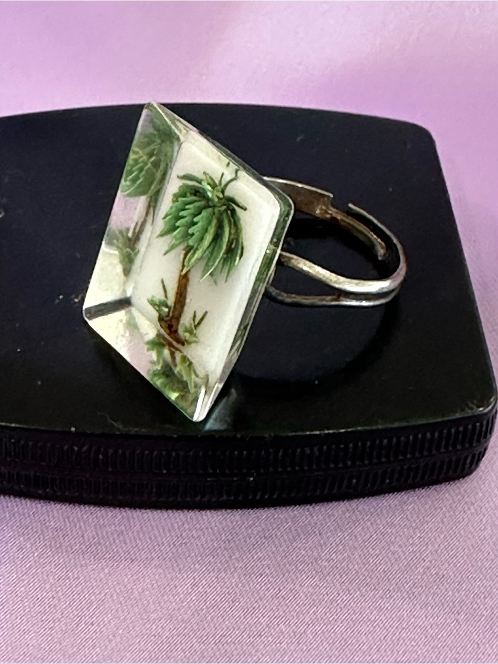 Vtg Reverse Carved Lucite Palm Trees Chunky Adjustable‎ Ring Silver Tone Unique